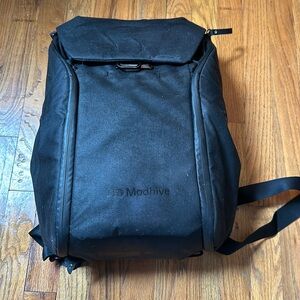 Peak design 20L backpack